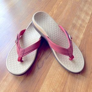 Vionic Sandals Pink Size 9